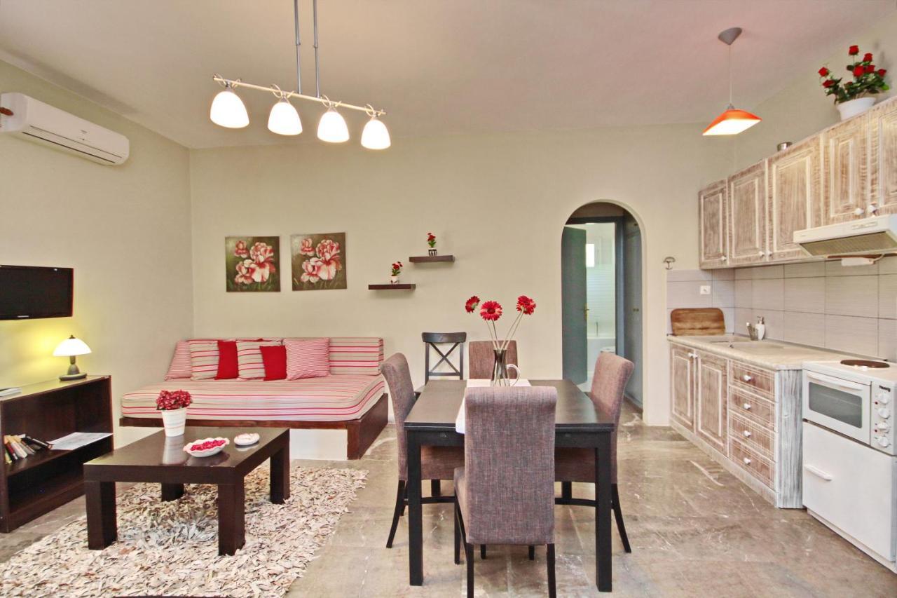 Aloe Luxury Apartments Порто Хели Экстерьер фото